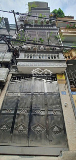 cho thuê căn nhà phân lô ngõ đường nguyễn văn giáp 50m2,5 tầng nhà đẹp oto đỗ cửa giá 17tr/th