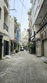 bán nhà mặt tiền kinh doanh khánh hội giao mặt tiền đường số q4 đúc 4 tấm có 11.7 tỷ