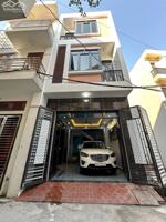 Bán căn nhà 3 tầng có gara oto ngõ phố Vũ Hựu, ph Thanh Bình, TP HD, 50m2, mt 4m, 3 ngủ