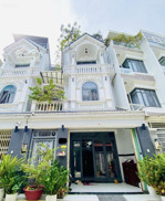 bán biệt thự ngay kdc anh tuấn 80m2 4 tầng đường xe hơi tránh huỳnh tấn phát nhà bè 7 tỷ 39