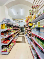 chính chủ tôi cần bán gấp nhà chùa bộc 5 tầng 4 ngủ,đầy đủ công năng,mặt ngõ kinh doanh, nhà đẹp.