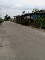 lô góc hướng này mát mẻ, phù hợp xây nhà trọ cho thuê, gần khu công nghiệp