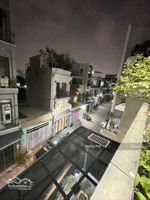 hẻm xe hơi - 4 tầng đúc chắc chắn - ngang hơn 4m