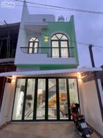 Nhà lầu xây mới 4 phòng ngủ - Gần chợ Miễu Ông đường Bùi Hữu Nghĩa