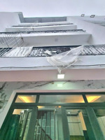 bán nhà tân mai, 33m2, 6.9 tỷ, 5 tầng, 10m ra ô tô, sổ đỏ chính chủ, đẹp, 2 mặt thoáng sáng