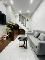 Bán nhà riêng phố Hoàng Cầu sổ đỏ hơn 12m2 đủ 3 ngủ nội thất mới tinh...