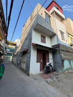 cc cần bán nhà ngọc thuỵ dt 25m2 xây 3 tầng - lô góc oto vào nhà - mua bán pháp lý rõ ràng