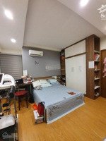 nhà mình cho thuê gấp căn hộ đồ cơ bản chung cư vinahud cửu long, 536a minh khai, chỉ 10tr