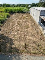 gia đình không còn nhu cầu xây nữa nên cần bán lại lô đất 5m x 25,94m ở xã trung lập thượng củ chi