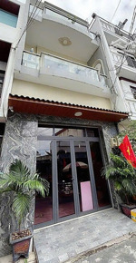 mình bán nhà đẹp, giá rẻ, đường âu cơ, q.tân bình, chỉ 4.9 tỷ. alo nhân 