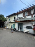 nhà đẹp ở liền mặt tiền kinh doanh 20m2 3,05 tỷ xe hơi quay đầu đường số 11