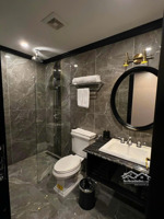 cho thuê khách sạn phố hòe nhai, 95m2 x 8t, 1 hầm, mt 6,3m, 17 phòng full đồ, hầm spa, nóc sky bar