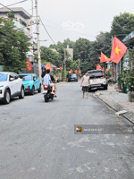 nhà c4 ngang 6 nở hậu 10 dài 20 oto quay đầu