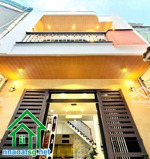 chỉ 4,85 tỷ nhà mới full nội thất ngay hãng xe mercedes - cạnh mặt tiền vài căn ra hẻm xe hơi