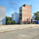 cần bán trước tết lô đất nền thổ cư 76m2, đường trường lưu, hẻm xe hơi 9m có vỉa hè, giá chỉ 4,55t