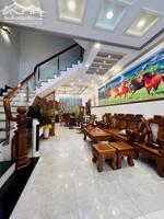 Nhà mặt tiền đường 20m, 4 tầng, 112m2, ngay ngã 3 Hiệp Bình,10.8 tỷ