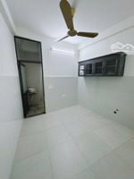 bình thạnh - ngay ngã tư hàng xanh - sát mặt tiền - vị trí vàng