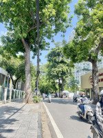 siêu phẩm dòng tiền - ngõ thông- doanh thu gần 1 tỷ/ năm -mặt tiền khủng -trung tâm ba đình