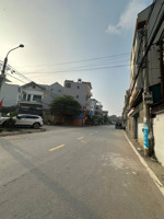 chủ giảm 500tr cần bán gấp
cuối trịnh văn bô giao vành đai 3.5 57.5m2, 2 mặt đường đều ô tô tránh