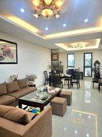 bán gấp căn chung cư 3 ngủ đẹp -tòa tsq euroland- nguyễn văn lộc -dt 202m - giá 13 tỷ lh0962797596