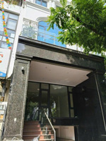 cho thuê nhà mặt phố trần thái tông - cầu giấy, diện tích 150m2 x 5 tầng + hầm, thông sàn. giá 75tr