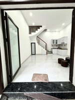 nhà đẹp văn chương, 2 mặt thoáng vĩnh viễn, gần phố, sát oto, gần đường trường chợ 35m*4tang - 7t99