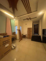 nhà 4 tầng + sân thượng ô tô đỗ cửa kinh doanh sầm uất