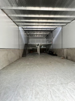 cho thuê 02 kho mới 100%.
nguyên căn riêng biệt , điện nước chính. đường bình lợi - đặng thuỳ trâ