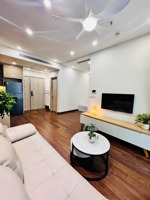 cho thuê nhanh căn hộ studio masteri smart city nội thất cao cấp, view hồ 8 triệu, có lốt gửi xe