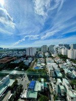 bán căn hộ 2pn, 2wc tại vung tau centre point, 4,8 tỷ, 84m2 tầng cao view biển .