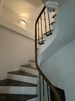 bán nhà mới đẹp - ngõ oto - giáp nhất - 5 tầng - full nội thất - mặt tiền rộng - 9,x tỉ