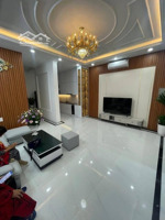 1 bước ra phố bạch đằng nhà đẹp dân xây ngõ nông thông đẹp ở ngay 38m x5t giá nhỉnh 7 tỷ sổ đỏ cc