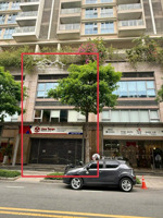 cho thuê shop sala, 3 tầng ~235m2, 8.3m x 9.2m , hoàn thiện trần tường sàn, vị trí trung tâm