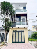 cho thuê nhà trệt 2 lầu mới đẹp trục kdc hồng loan cái răng - cần thơ