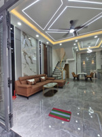 nhà mới 100% ở tết hẻm xe hơi đường 26/3 (5mx10m), đúc 3.5 tấm, 4pn, 5wc