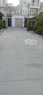 dãy trọ + mặt bằng kdbb đường 8 m, lâm văn bền. 6*22m hơn 12 tỷ