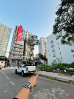 góc 2 mt sơn trà đường 7,5m diện tích 200m2 ngang 12,8m. cách biển mỹ khê vài chục mét