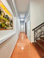 mt tân hưng nhà 4 tầng gara 6 phòng riêng