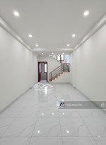 9,6tỷ 73m2 shr 2tầng lê hồng phong-nguyễn trãi oto đậu cửa giáo q1