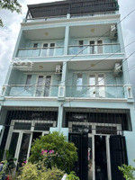 nhà 4 tầng lê văn lương,phước kiểng, nhà bè,dt 7.5x15m-8pnđường nhựa 8m,dt 30 triệu.chỉ 8.2 tỷ