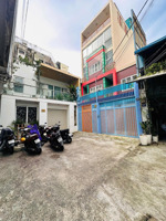 ctxd hầm 7 tầng ngay ql13. 6x22m. cn 135.232m2. cấp 4. hđt: 45tr. giá 14.5 tỷ