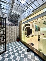 spcc- nhà đẹp khu phố chợ con - hồ sen. diện tích: 58.30m (ngang 4.35m) x 4 tầng . hướng ttt