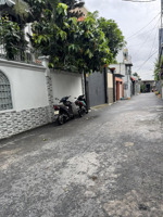 nhà đẹp ở ngay đường số lâm văn bền, q.7, 4x20, nhĩnh 8 tỷ.