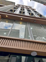 toà ccmn trung tâm đống đa giảng võ - cát linh - dt 65m2 - 6 tầng - 12pkk - dòng tiền 80tr/tháng.