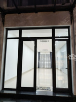 cho thuê tầng trệt 126m2 khu manhattan vinhomes grand park giá 13 triệu