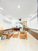 bán nhà riêng tại lạc long quân, 6,7 tỷ, 42m2, 4pn, 4wc, 5 tầng