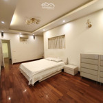 biệt thự vila sân vườn đường tây hồ 3 tầng diện tích 250m2 1 khách 1 bếp 3 ngủ 3 vệ sinh