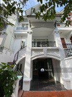 chính chủ cho thuê nhà vườn 120m2 khu a . liên hệ em thu 