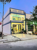 chính chủ bán nhà trệt lửng siêu đẹp ngay chợ phú lạc, phong phú, 85m2 sổ hồng riêng