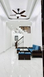 sát bạch mai- ngõ nông,an sinh tốt- 42m- nhô 8 tỷ